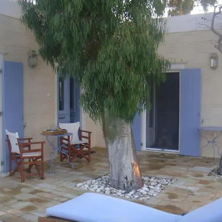 Beautiful Vacation In Parakopi, Syros * Parakopí