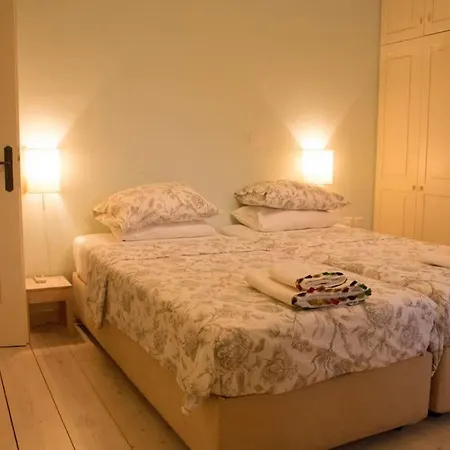 Beautiful Vacation In Parakopi, Syros * Parakopí